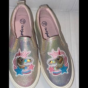Cat & Jack girl Unicorn slip on worn for 1 hour.